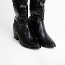Cargar imagen en el visor de la galería, Under the knee boots / Negro
